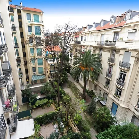 Daire Mini Miro Five Stars House
