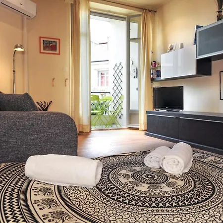 Mini Miro Five Stars House Appartamento *