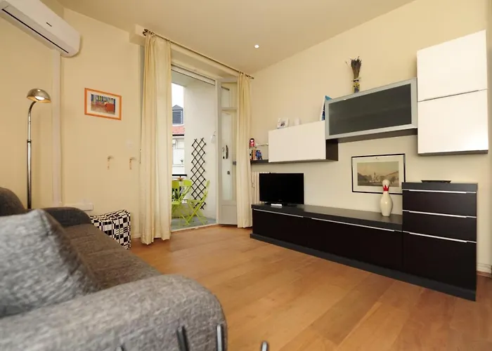 דירה Mini Miro Five Stars House ניס