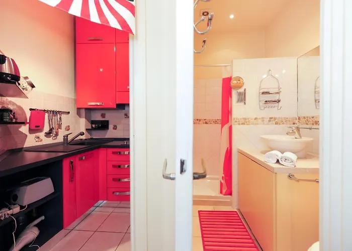 Mini Miro Five Stars House דירה