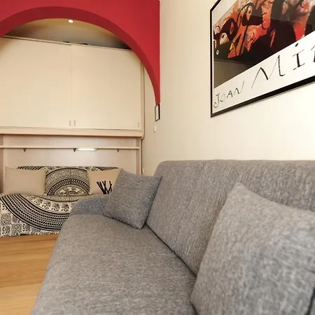 Apartment Mini Miro Five Stars House
